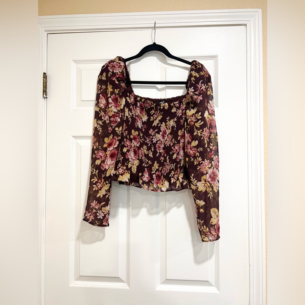 Express Chiffon Balloon sleeve blouse XL